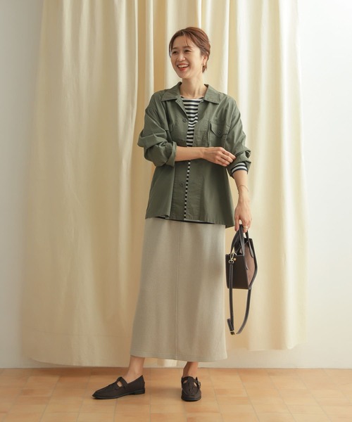 URBAN RESEARCH DOORS（アーバンリサーチドアーズ）の「『セットアップ対応』ブークレカットストレートスカート（スカート・レディース・チャコールグレー/ライトベージュ・MEDIUM）」の11枚目の写真