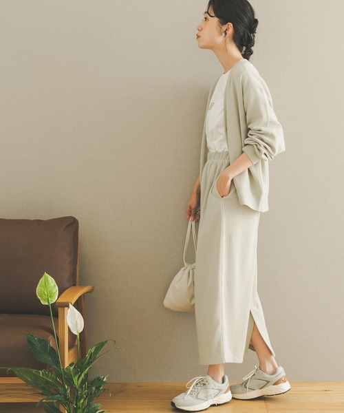 URBAN RESEARCH DOORS（アーバンリサーチドアーズ）の「『セットアップ対応』ブークレカットストレートスカート（スカート・レディース・チャコールグレー/ライトベージュ・MEDIUM）」の13枚目の写真