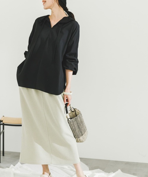 URBAN RESEARCH DOORS（アーバンリサーチドアーズ）の「『セットアップ対応』ブークレカットストレートスカート（スカート・レディース・チャコールグレー/ライトベージュ・MEDIUM）」の18枚目の写真