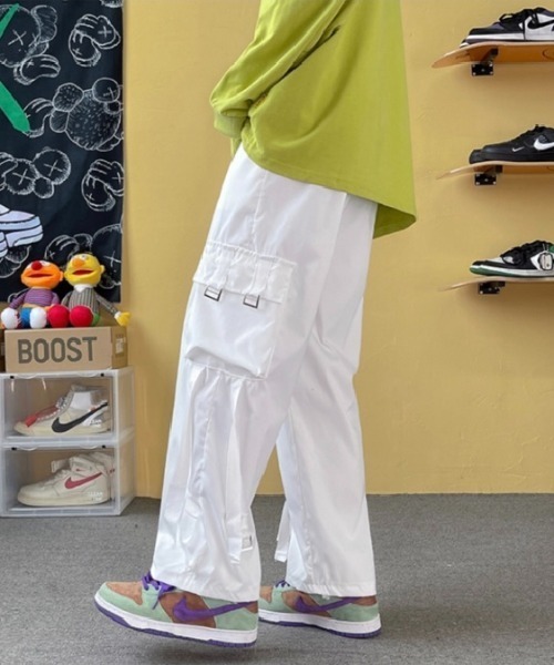 .KOM（ドットコム）の「『.KOM/ドットケーオーエム』サイドベルトカーゴパンツ【Y】【CN】（カーゴパンツ・メンズ・ブラック/ホワイト/グレー・3L）」の6枚目の写真