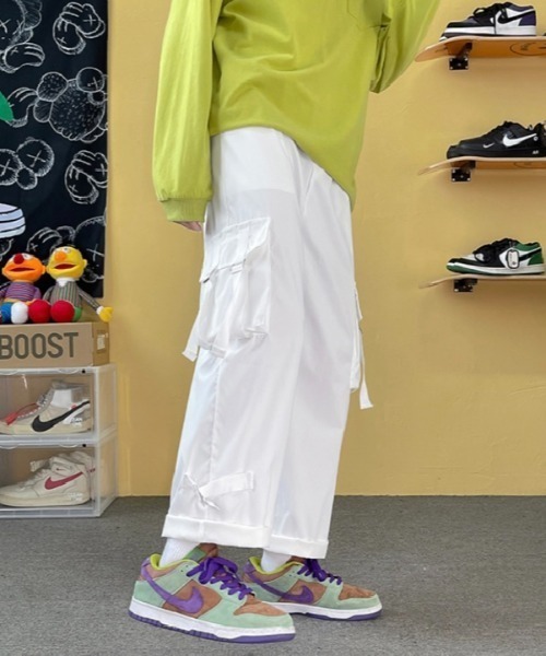 .KOM（ドットコム）の「『.KOM/ドットケーオーエム』サイドベルトカーゴパンツ【Y】【CN】（カーゴパンツ・メンズ・ブラック/ホワイト/グレー・3L）」の5枚目の写真