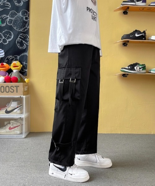 .KOM（ドットコム）の「『.KOM/ドットケーオーエム』サイドベルトカーゴパンツ【Y】【CN】（カーゴパンツ・メンズ・ブラック/ホワイト/グレー・3L）」の9枚目の写真