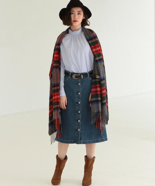 Johnstons of Elgin(ジョンストンズオブエルガン)の「<JOHNSTONS(ジョンストンズ)>チェック ストール†◆(ストール/ショール・レディース・Black/MD.Gray・フリー)」の5枚目の写真