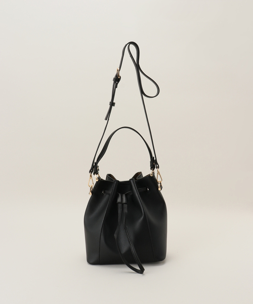 MIAN （ミアン）の「【MIAN/ミアン】2WAY巾着ショルダーバッグ（ショルダーバッグ・レディース・ベージュ/ブラック・FREE）」の2枚目の写真