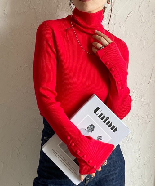 She's Closet(シーズクローゼット)の「袖ボタンスリーブハイネックタイト長袖タートルリブニットプルオーバー(ニット/セーター・レディース・レッド/ブラック×ホワイト/ブルー/ブラック/アイボリー/グレー/ブルー系その他/ライトグレー・FREE)」の8枚目の写真