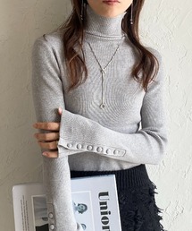 She's Closet（シーズクローゼット）の「袖ボタンスリーブハイネックタイト長袖タートルリブニットプルオーバー（ニット/セーター）」