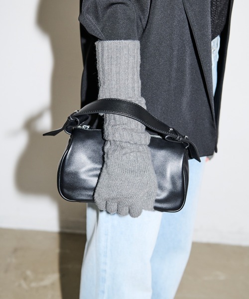 AIC.（エーアイシー）の「2WAYショルダーフェイクレザーミニバッグ/ハンドバッグ（ハンドバッグ・レディース・ライトグリーン/ブラック・FREE）」の7枚目の写真