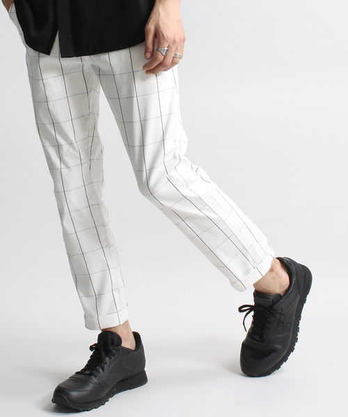 WEGO（ウィゴー）の「WEGO/総柄ストレッチアンクルトラウザー（その他パンツ・メンズ・ネイビー/ホワイト系その他/ブラック系その他/ホワイト・LARGE/MEDIUM）」の2枚目の写真