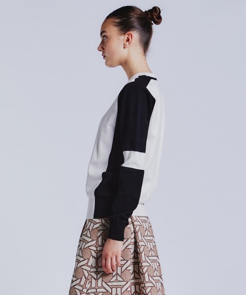 sov.ソブ ベージュ×ネイビーのバイカラーニット 