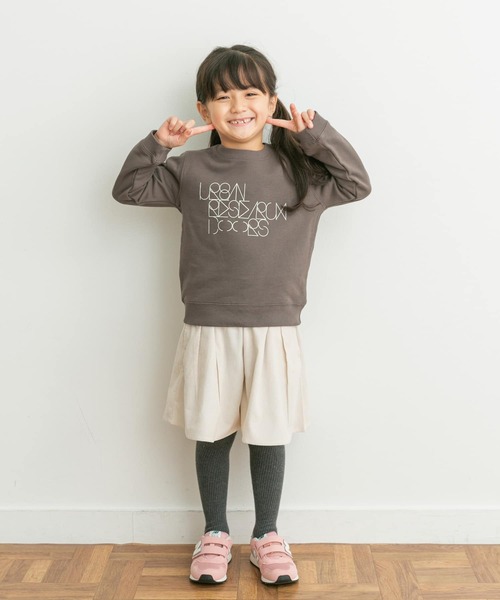 URBAN RESEARCH DOORS（アーバンリサーチドアーズ）の「20周年ロゴスウェット(KIDS)（スウェット・キッズ・チャコールグレー/ホワイト系その他・110/130）」の5枚目の写真