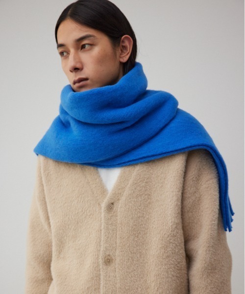 AZUL by moussy（アズールバイマウジー）の「ソフトボリュームラッセルストール（マフラー・メンズ・ホワイト/グレー/ブルー/ブラック・FREE）」の4枚目の写真