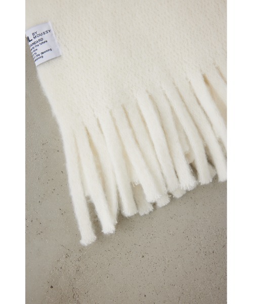 AZUL by moussy（アズールバイマウジー）の「ソフトボリュームラッセルストール（マフラー・メンズ・ホワイト/グレー/ブルー/ブラック・FREE）」の9枚目の写真