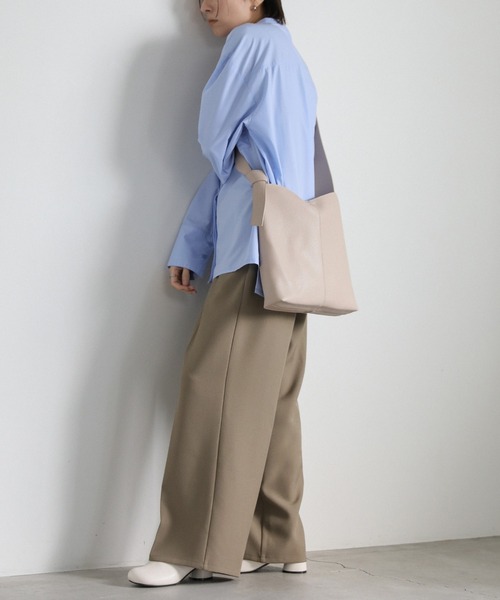 select MOCA(セレクトモカ)の「ワンハンドルショルダートートバッグ(ショルダーバッグ・レディース・アイボリー/ブラック/グレイッシュベージュ・FREE)」の16枚目の写真