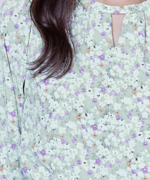 【洗える】2WAY花柄ブラウス（シャツ/ブラウス）｜Tiaclasse（ティアクラッセ）