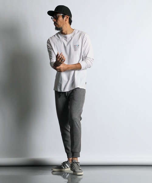 The DUFFER of ST.GEORGE(ザダファーオブセントジョージ)の「〔BLACK LABEL〕T-400 SMOOTH SIMPLE PANTS:セットアップ シンプル スキニーパンツ(スウェットパンツ・メンズ・チャコールグレー/ブラック/ベージュ・LARGE/MEDIUM/X-LARGE/SMALL)」の7枚目の写真