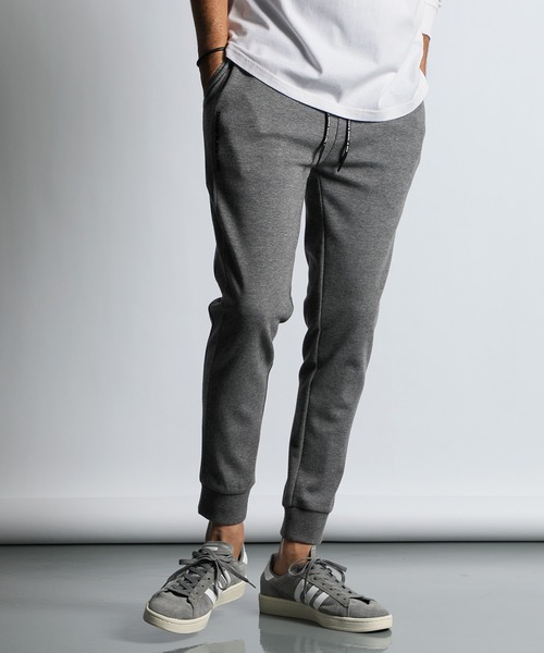 The DUFFER of ST.GEORGE(ザダファーオブセントジョージ)の「〔BLACK LABEL〕T-400 SMOOTH SIMPLE PANTS:セットアップ シンプル スキニーパンツ(スウェットパンツ・メンズ・チャコールグレー/ブラック/ベージュ・LARGE/MEDIUM/X-LARGE/SMALL)」の6枚目の写真