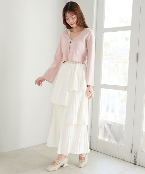 MAJESTIC LEGON(マジェスティックレゴン)の「ブローチセットパールビジューカーデ(カーディガン/ボレロ・レディース・アイボリー/イエロー/ピンク/ブルー/ブラック・MEDIUM)」の8枚目の写真