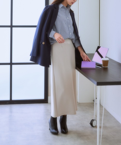 7days Life Styling(セブンデイズライフスタイリング)の「ナロースカート(きれいめダンボール素材)(スカート・レディース・グレイッシュベージュ/ブラック・L/M/S/LL)」の5枚目の写真