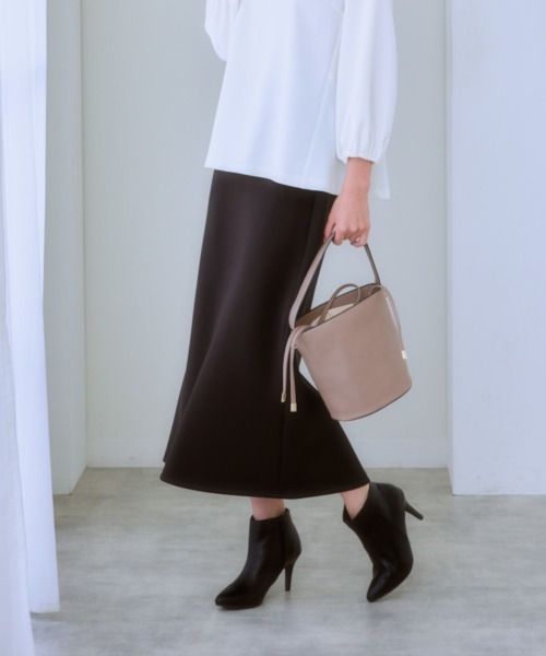 7days Life Styling(セブンデイズライフスタイリング)の「ナロースカート(きれいめダンボール素材)(スカート・レディース・グレイッシュベージュ/ブラック・L/M/S/LL)」の12枚目の写真