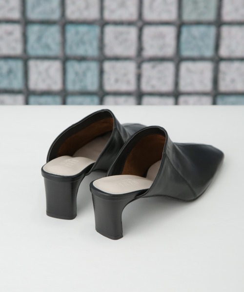 NANO universe（ナノユニバース）の「ミュールパンプス（パンプス・レディース・ホワイト/ブラック・38/36/37）」の5枚目の写真