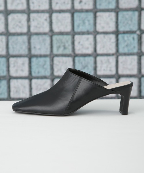 NANO universe（ナノユニバース）の「ミュールパンプス（パンプス・レディース・ホワイト/ブラック・38/36/37）」の7枚目の写真