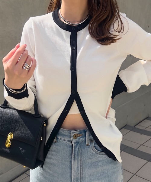 KOBE LETTUCE（コウベレタス）の「[ VネックorUネック ] 春夏秋冬着られる UVカットベーシックニットカーディガン（カーディガン/ボレロ・レディース・ブラック/ホワイト系/オフホワイト/ブルー/グレー/ホワイト系その他2/グレー系/ネイビー系/ベージュ/イエロー/ネイビー/イエロー系/ピンク系1/ブルー系/ブラック系/ホワイト系その他/ピンク系/グリーン/ベージュ系/グリーン系/カーキ/グリーン系1/ネイビー系1/レッド系/レッド系1/ネイビー系2/ホワイト系2/ホワイト系1/レッド系2/ボルドー/グレー系その他2/サックスブルー系/グレー系その他/サックスブルー/ブラウン系その他2/ブラウン系その他/グレー系その他3/グレー系その他4・L/M/XL）」の6枚目の写真