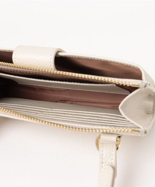 クーコ COOCO シュリンクレザー横型スマホ・お財布ポシェット （オフホワイト） セール牛革シュリンクレザー横型スマホ・お財布ポシェット