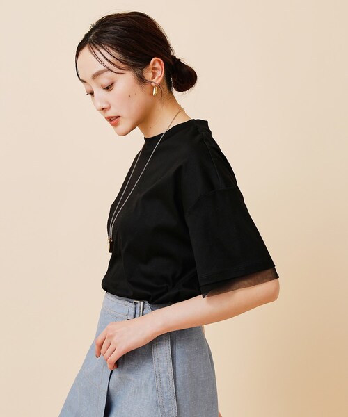 UNTITLED（アンタイトル）の「◆【汗ジミ目立ちにくい／５分袖／ゆったりシルエット】チュールドッキング プルオーバー（Tシャツ/カットソー・レディース・ライトグレー/グリーン/ブラック/カーキ・00/02/04/44/48/50）」の2枚目の写真