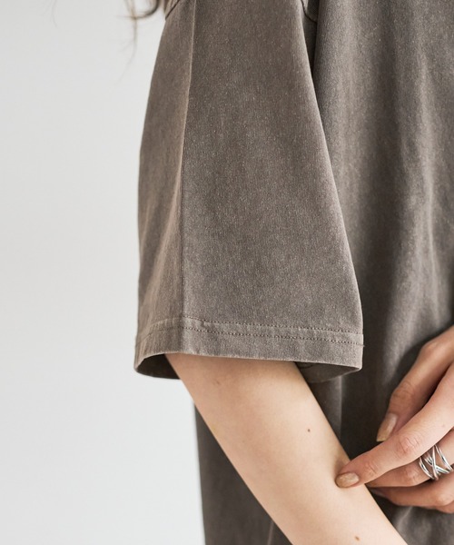 DISCOAT（ディスコート）の「《新色追加！》【ユニセックス】ピグメントアソートロックTシャツ（Tシャツ/カットソー・レディース・モカ/チャコールグレー/ベージュ・FREE）」の7枚目の写真