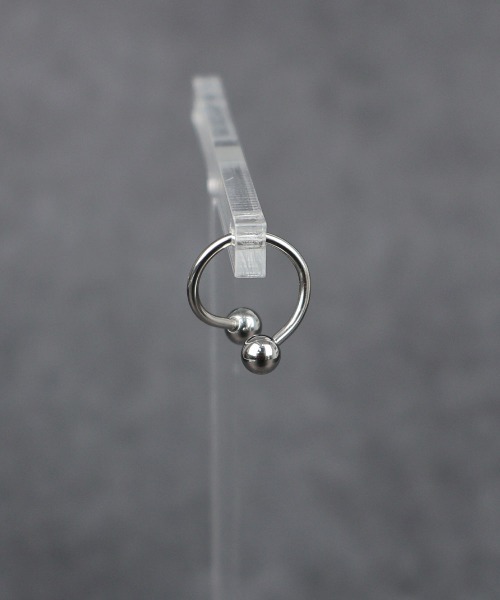4INT.(フォイント)の「スパイラルバーベル ボディピアス 16G (片耳用) / サージカルステンレス316L (金属アレルギー対応)(ピアス(片耳用)・メンズ・ブラック/シルバー・10/8)」の4枚目の写真