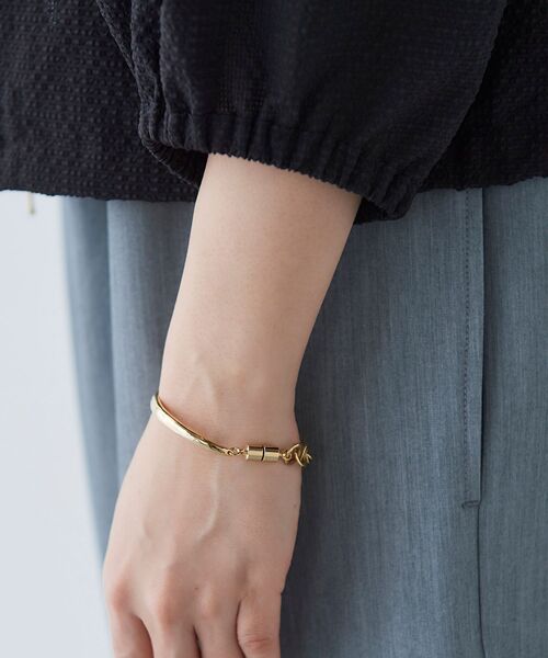 le.coeur blanc(ルクールブラン)の「チェーンミックスマグネットブレスレット(ブレスレット・レディース・ゴールド/シルバー・FREE)」の6枚目の写真