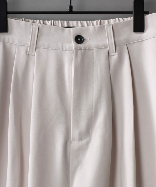 SITRY（シトリー）の「SITRY 2Tuck Drape Wide Pants/別注 2タック ドレープ ワイドパンツ バルーンパンツ スラックス（スラックス・メンズ・チャコール/ホワイト/ブラック/アイボリー/モカ・L/M/S/LL）」の14枚目の写真