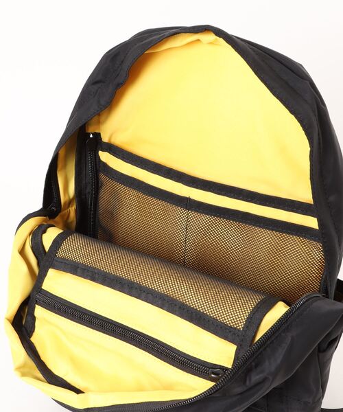 IO（イオ）（イオ）の「Healthknit Product/ ヘルスニット/撥水ナイロンＭＩＮＩ１１ポケットリュック HKB-1182（バックパック/リュック・レディース・ベージュ/ネイビー/グレー/ブラック・ONESIZE）」の11枚目の写真