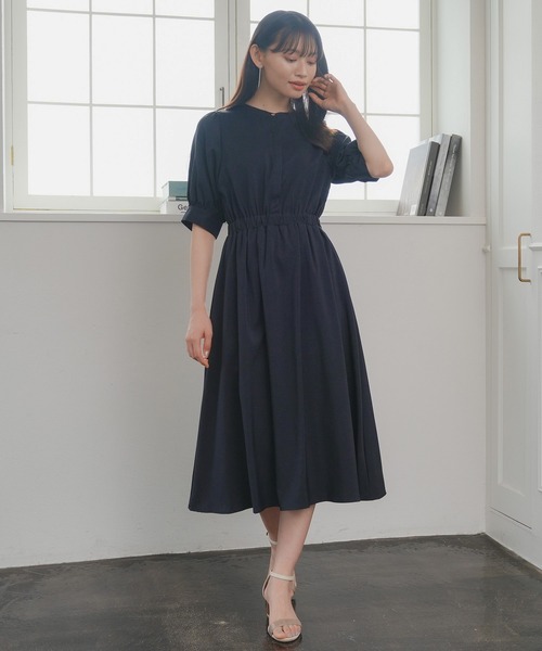 TRUDEA(トルディア)の「リネンライクバンドカラーワンピース(ワンピース・レディース・チャコールグレー/グリーン/ネイビー・MEDIUM/LARGE)」の5枚目の写真