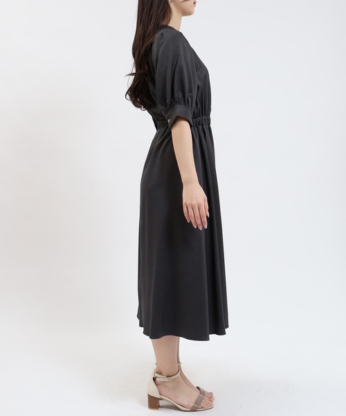 TRUDEA(トルディア)の「リネンライクバンドカラーワンピース(ワンピース・レディース・チャコールグレー/グリーン/ネイビー・MEDIUM/LARGE)」の15枚目の写真