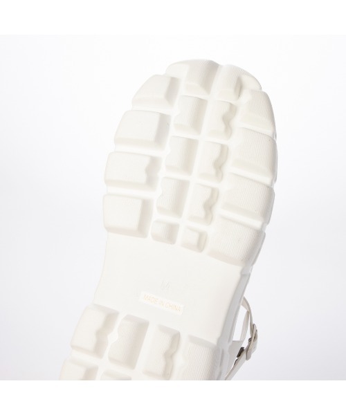 Mafmof(マフモフ)の「Mafmof(マフモフ)8cm厚底プラットフォームグルカサンダル(サンダル・レディース・ブラック/ホワイト・LL/M/L/S)」の18枚目の写真