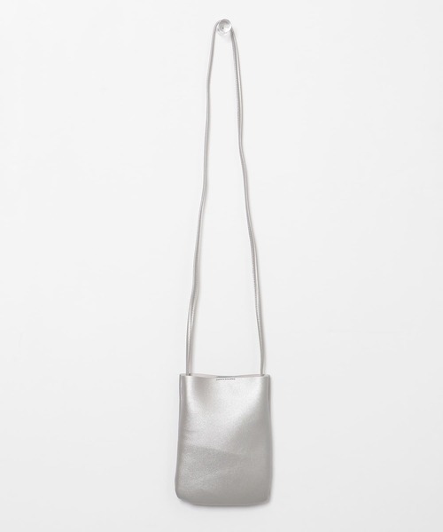 ITEMS URBANRESEARCH(アイテムズ アーバンリサーチ)の「フェイクレザーショルダーバッグ(ショルダーバッグ・レディース・アイボリー/ブラック/ブルー/シルバー・-)」の22枚目の写真