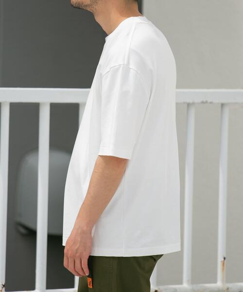 URBAN RESEARCH ROSSO MEN（アーバンリサーチロッソメン）の「『XLサイズあり』『UR TECH』防汚加工 リラックスクルーネックTシャツ（Tシャツ/カットソー・メンズ・ネイビー/ホワイト/ブラック/グレー・SMALL/MEDIUM/LARGE/X-LARGE）」の5枚目の写真