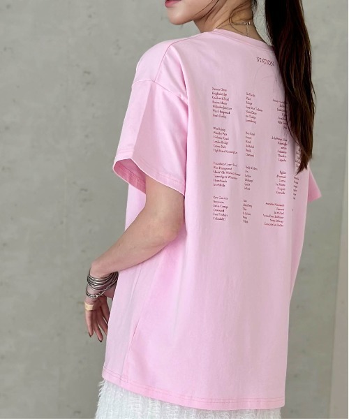Per sist ence(パーシエンス)の「オーバーサイズSTATIONバックプリントTシャツ(Tシャツ/カットソー・レディース・ピンク/ブラック/オフホワイト/チャコールグレー・FREE)」の4枚目の写真