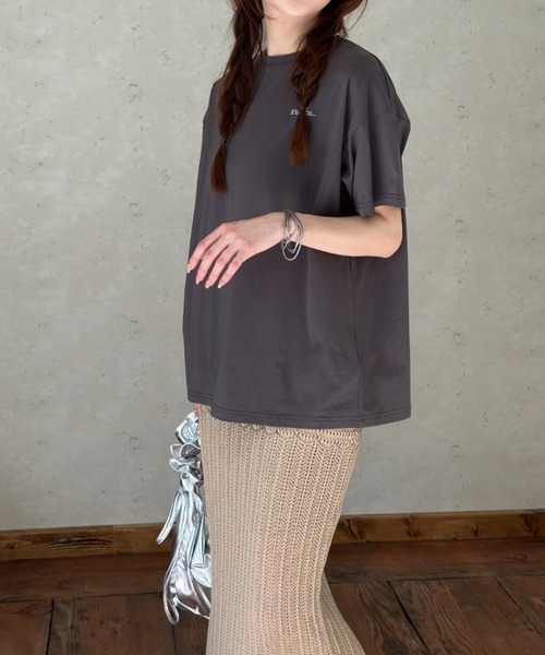 Per sist ence(パーシエンス)の「オーバーサイズSTATIONバックプリントTシャツ(Tシャツ/カットソー・レディース・ピンク/ブラック/オフホワイト/チャコールグレー・FREE)」の21枚目の写真