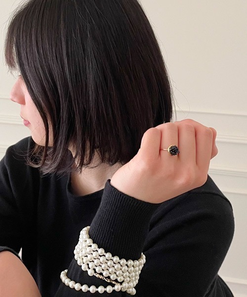 tone(トーン)の「【mallelabrocante/マルラブロカント】サージカルステンレス 天然石とアンティークビーズのベリーリング/金属アレルギー対応(リング・レディース・グレー/ブルー/ブラック/ホワイト/レッド・FREE)」の6枚目の写真