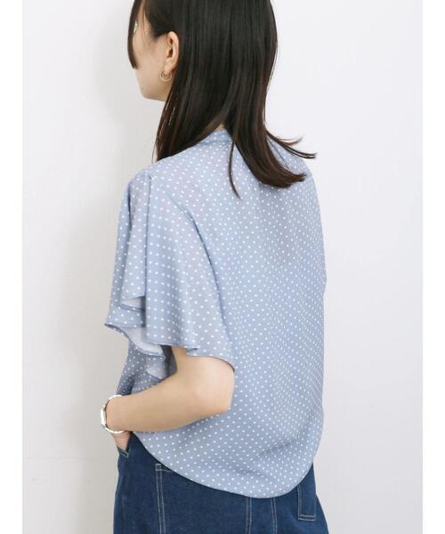 Samansa Mos2 blue(サマンサモスモスブルー)の「ドット柄フリルスリーブブラウス(シャツ/ブラウス・レディース・ブラック/オフホワイト/ブルー・F)」の12枚目の写真