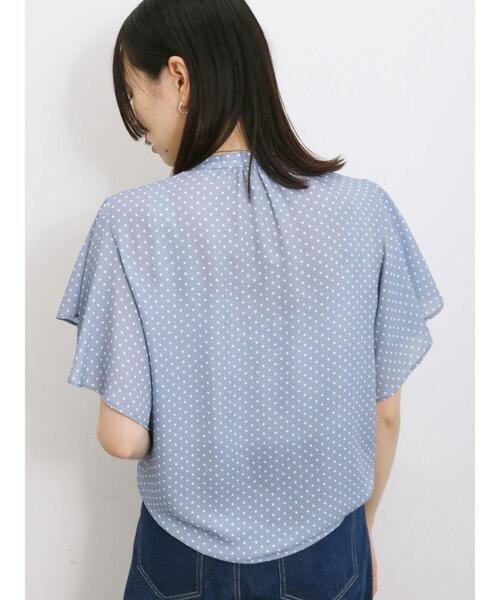 Samansa Mos2 blue(サマンサモスモスブルー)の「ドット柄フリルスリーブブラウス(シャツ/ブラウス・レディース・ブラック/オフホワイト/ブルー・F)」の14枚目の写真