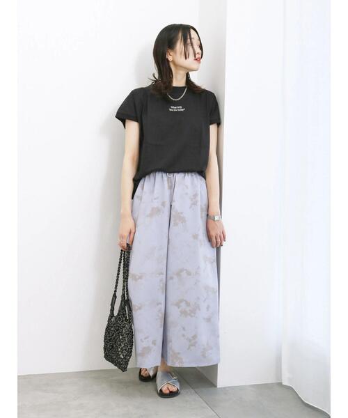 Samansa Mos2 blue（サマンサモスモスブルー）の「【接触冷感】刺繍フレンチスリーブT（Tシャツ/カットソー・レディース・ダークオレンジ/オフホワイト/ブルー/ブラック/ベージュ・F）」の12枚目の写真