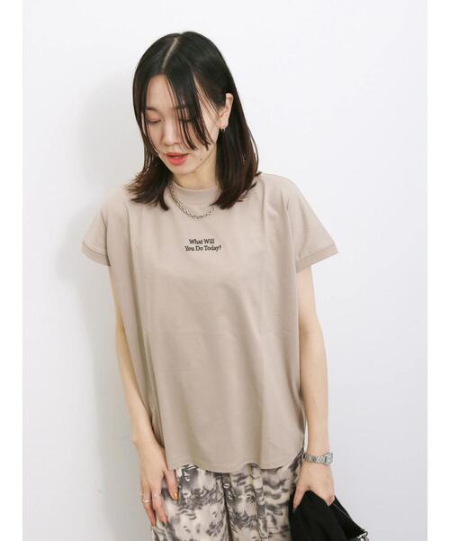 Samansa Mos2 blue（サマンサモスモスブルー）の「【接触冷感】刺繍フレンチスリーブT（Tシャツ/カットソー・レディース・ダークオレンジ/オフホワイト/ブルー/ブラック/ベージュ・F）」の9枚目の写真