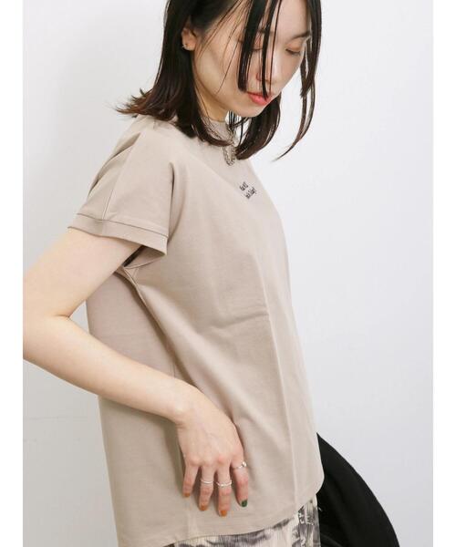 Samansa Mos2 blue（サマンサモスモスブルー）の「【接触冷感】刺繍フレンチスリーブT（Tシャツ/カットソー・レディース・ダークオレンジ/オフホワイト/ブルー/ブラック/ベージュ・F）」の11枚目の写真