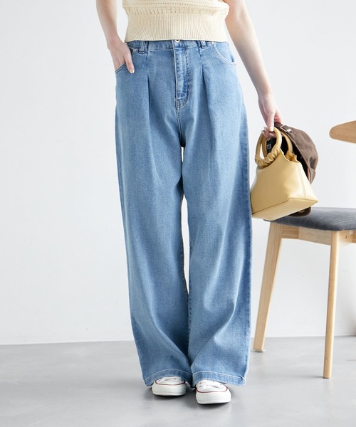 ROPE' PICNIC（ロペピクニック）の「デニムタックワイドパンツ（デニムパンツ・レディース・ブラック系その他/ブルー・36/38/40）」の2枚目の写真