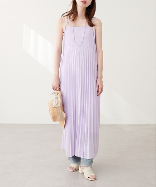 natural couture(ナチュラルクチュール)の「前後2WAYカットプリーツキャミワンピース(ワンピース・レディース・ライトグレー/オレンジ/ラベンダー/ブラック・FREE)」の15枚目の写真
