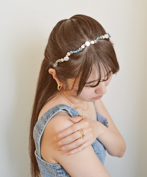 styiro（スタイロ）の「コインパールビジューカチューシャ（カチューシャ・レディース・ブルー/ピンク/ブラック・FREE）」の7枚目の写真