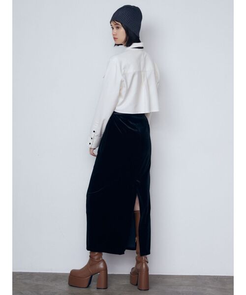 EMODA（エモダ）の「タイクロップシャツトップ（シャツ/ブラウス・レディース・ホワイト/ネイビー/ブラウン・FREE）」の20枚目の写真